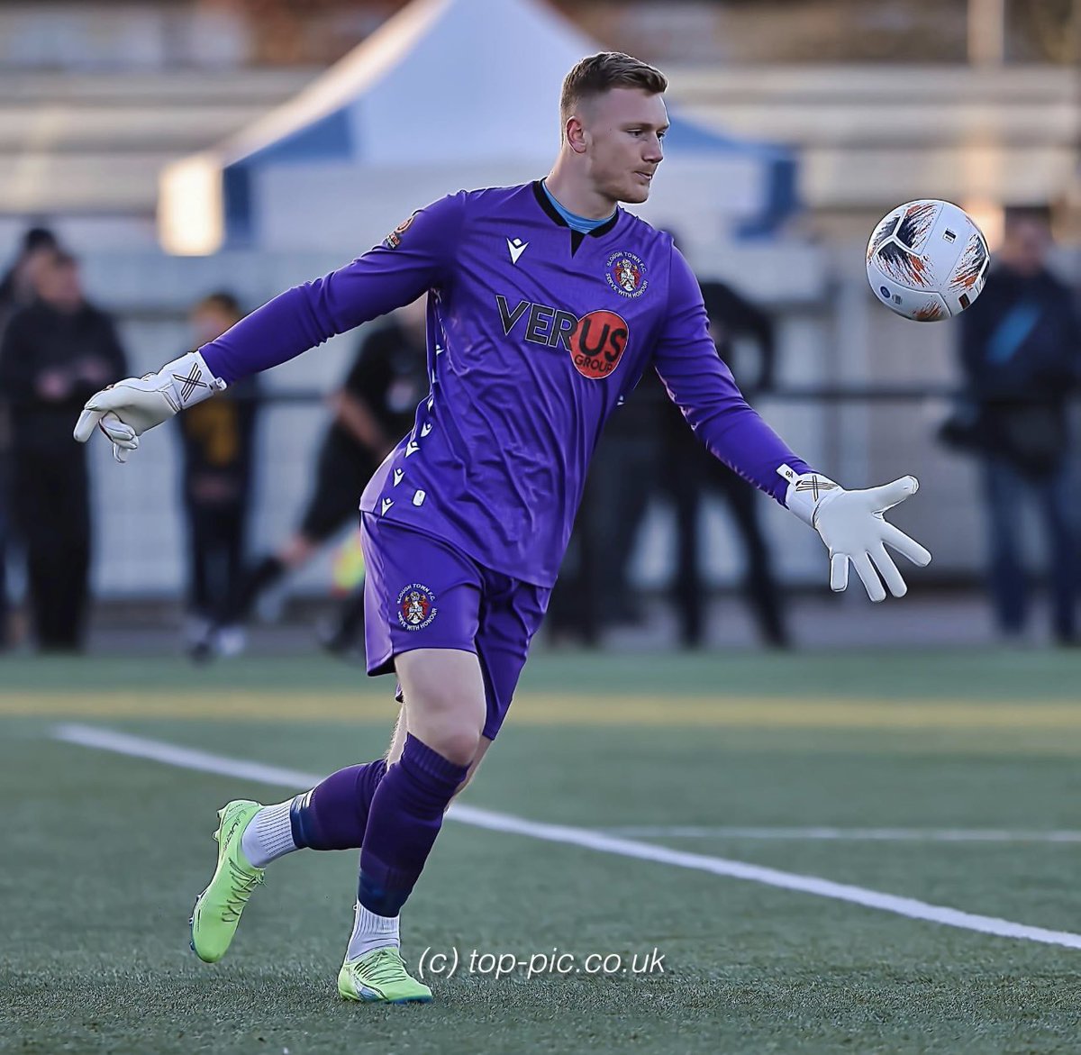 Buzzing to join <a href="/sloughtownfc/">Slough Town FC</a> on loan for the rest of the season🙌🏼Great result and looking forward to the rest of the year💪🏼
