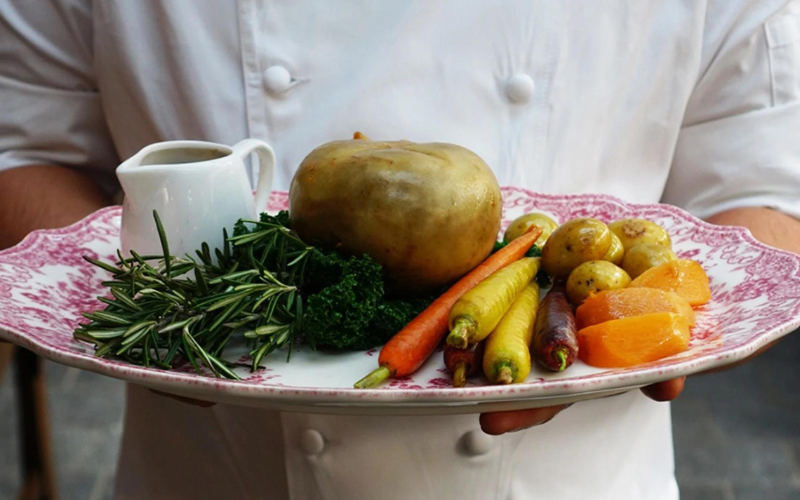 London On The Inside (@londontheinside) on Twitter photo The pop-up pub at <a href="/TheBerkeley/">The Berkeley</a> is hosting a one-off supper club for Burns Night ow.ly/4kQO50MvUME The pop-up pub at <a href="/TheBerkeley/">The Berkeley</a> is hosting a one-off supper club for Burns Night ow.ly/4kQO50MvUME
