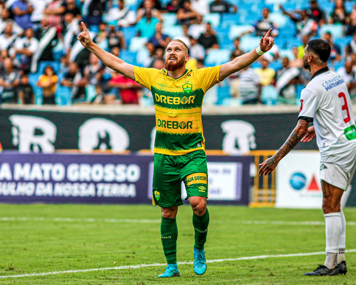 Isidro Pitta (@isidropitta) on Twitter photo Feliz por mi debut y victoria, gran trabajo de todo el equipo <a href="/CuiabaEC/">Cuiabá Esporte Clube</a> 🔰 Feliz por mi debut y victoria, gran trabajo de todo el equipo <a href="/CuiabaEC/">Cuiabá Esporte Clube</a> 🔰