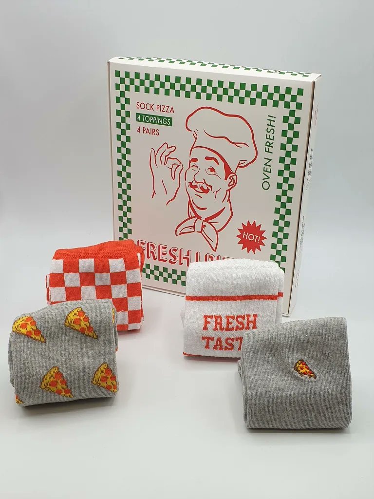 HWrapped's tweet image. Pizza Socks Box by @HWrapped
 buff.ly/3ZRVLJQ

#giftideas #ValentinesDay #happiness