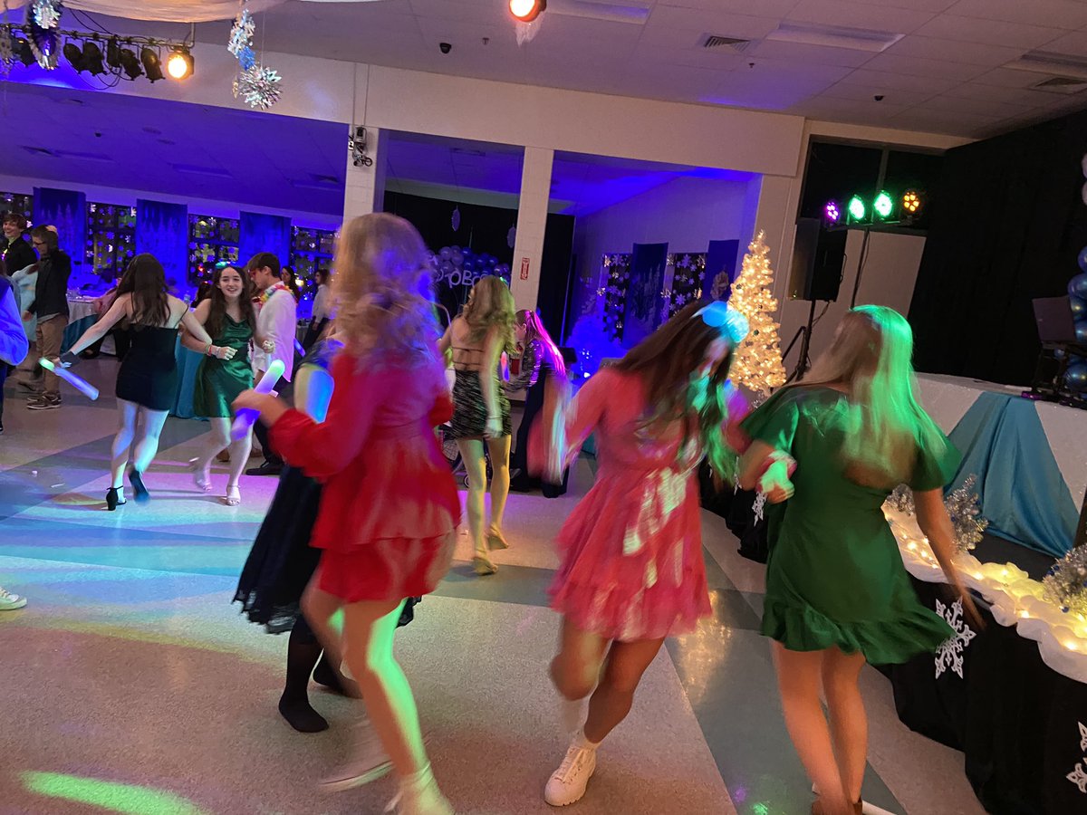 ATebbs_LHS's tweet photo. ❄️Unified Snowball 2023❄️ @Londonderry_lhs https://t.co/pU7YOscvBN
