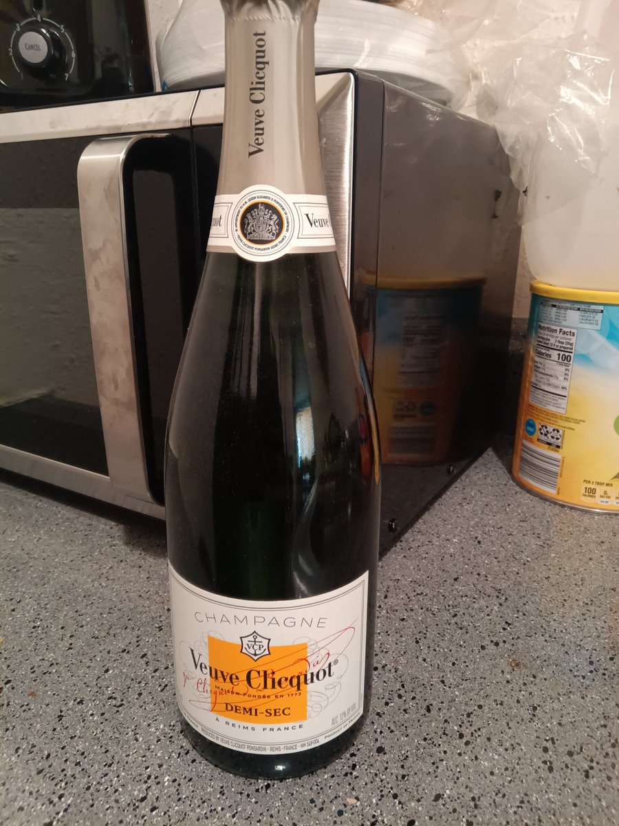 Boss_Lady_216's tweet photo. Mimosa Sunday https://t.co/G8YQnqA5nf join the party https://t.co/UNKazk2hmT
