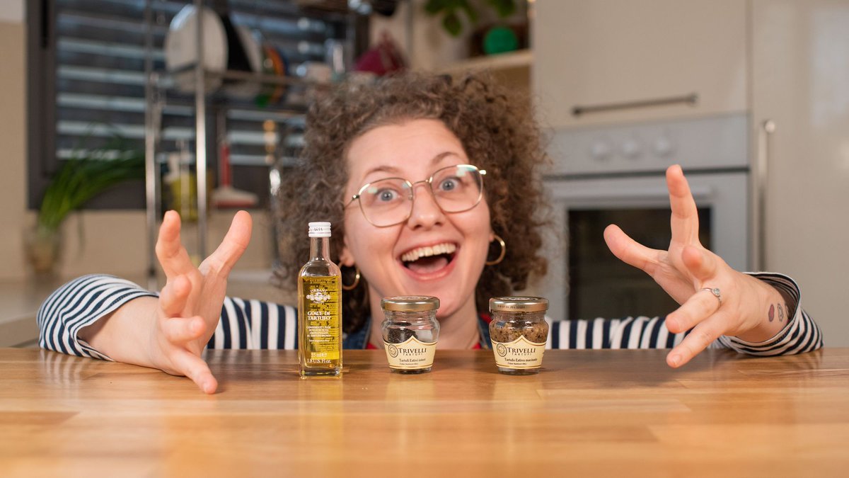 I ventured out to test which truffle product goes best with avocado! youtube.com/watch?v=M-t-Xh…