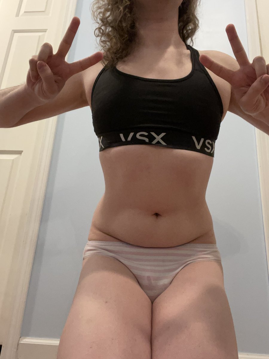 HoneysNight's tweet photo. I’m still a bit shy but got to start somewhere :3 https://t.co/H7mx4t3GU6