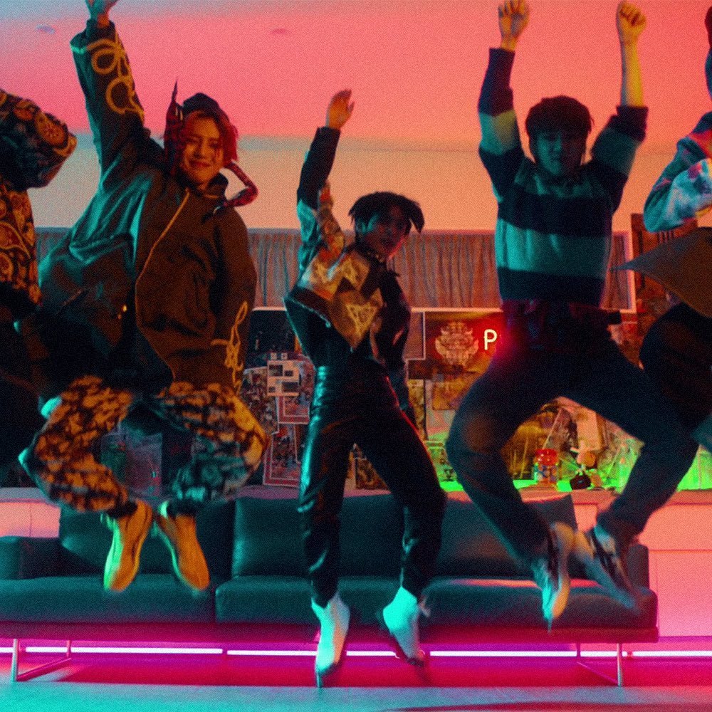 ACEtagram_7's tweet photo. 210110

[#ACE_DATA]

#FavBoyz M/V Behind Photo #2 🤍

#ACE #에이스 #OurFavBoyzAce #SteveAoki #Thutmose

🖇️https://t.co/nxm25pxztC
🖇️https://t.co/uFL17aUba9
🖇️https://t.co/Ih6br8RomR https://t.co/OJzXzjeQzH