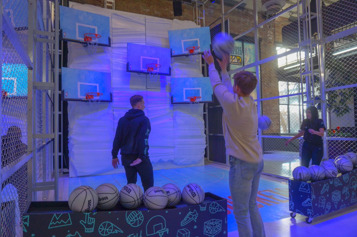 The #NBA Ice Bucket Shooting Challenge at Trolley Square is a good free activity for #NBAAllStar2023 

deseret.com/2022/12/2/2349…
