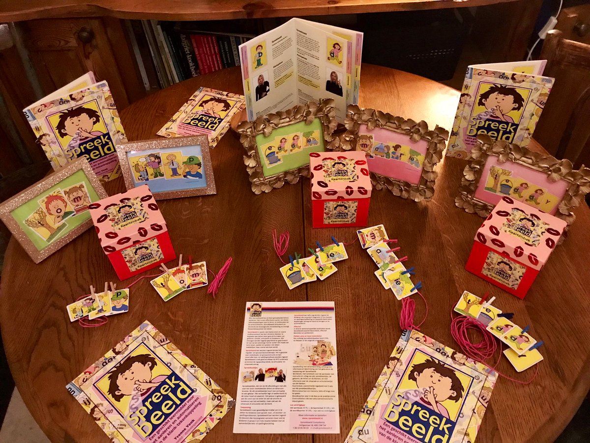 Zondagmiddag-besteding: #Spreekbeeld (kraam)cadeautjes voor de nieuwe generatie van onze familie! #preventie leesleer- en spellingproblemen 😜.
#lezen #spelling #TOS. #evidencebased.