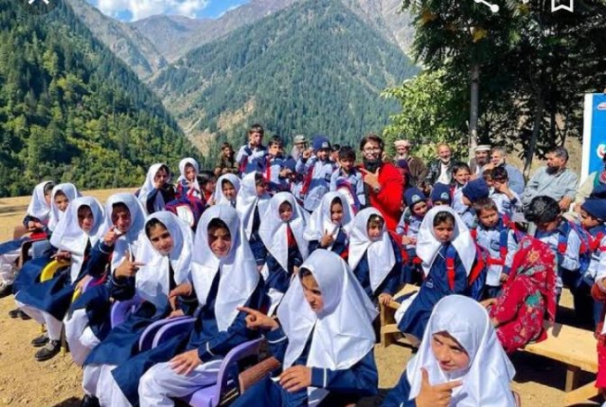 Faiza55435's tweet photo. تعلیم قوموں کے بناؤ اور بگاڑ میں سب سے اہم کردار ادا کرتی ہے ۔۔ #SupportEducationWith_MSF https://t.co/whWpwf6WYk