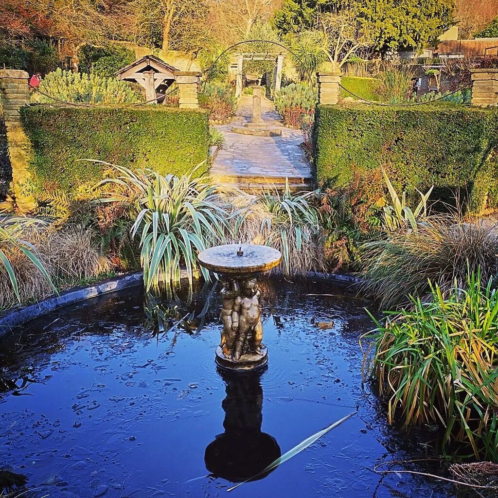 MY STREATHAM (@mystreatham) on Twitter photo A crisp #sunday stroll at #therookery on #streatham will cure many a hangover. Thanks <a href="/victoria/">victoria 💾🦄🛰🚀🥓📻🌈</a>.alley.7 for sharing the snap. #mystreatham #streatham #streathamhill #streathamhighroad #lambeth #london #streathamvale #furzedown #brixton #claphamcommon #ba… instagr.am/p/CnuUzyVoHyb/ A crisp #sunday stroll at #therookery on #streatham will cure many a hangover. Thanks <a href="/victoria/">victoria 💾🦄🛰🚀🥓📻🌈</a>.alley.7 for sharing the snap. #mystreatham #streatham #streathamhill #streathamhighroad #lambeth #london #streathamvale #furzedown #brixton #claphamcommon #ba… instagr.am/p/CnuUzyVoHyb/