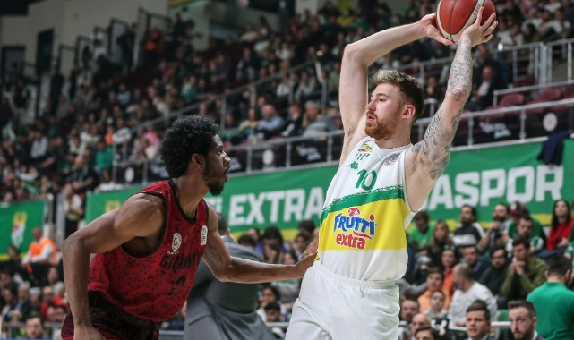 Potanın Timsahları evinde kazandı 
#fruttiextrabursaspor #bursaspor #gaziantepbasketbol #basketbol #spor nobetcigazete.com/potanin-timsah…