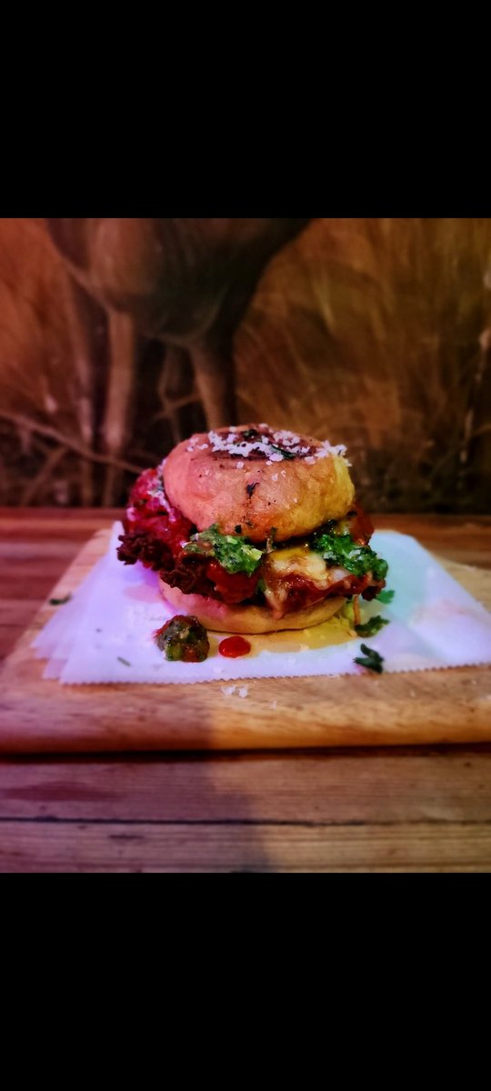 earlsnyc's tweet photo. Our chicken parm sandwich with house made marinara,garlic butter,basil pesto,parmeseon cheese, mozzarella cheese on a focaccia roll. Aka "The 3 peat" serving now https://t.co/PizHgq3QIc