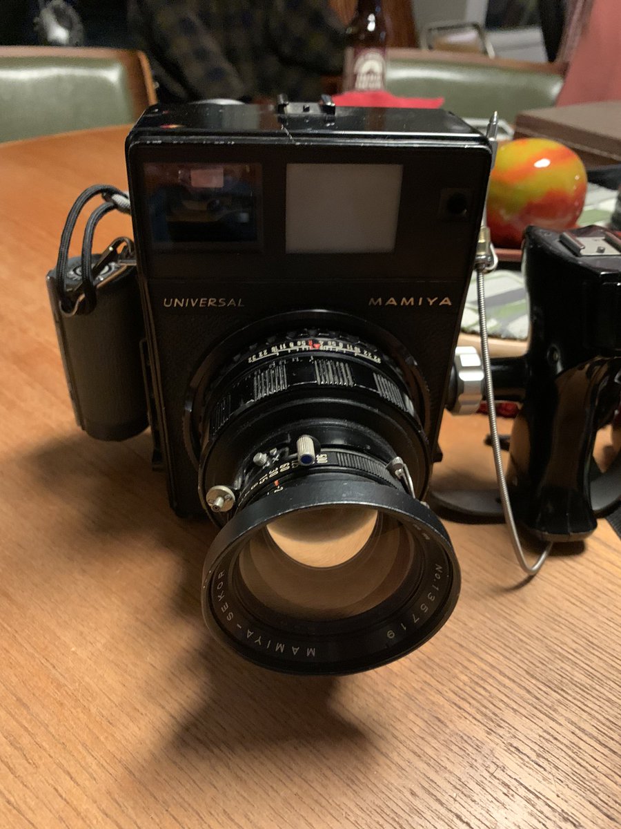 mrbwa1's tweet photo. Had a fun night with the @208FilmSociety gang at the slide show/roast your partner/roast @tedharmon6 about slide film’s dynamic range Night.

Pictured: @ToastyHug going over his slides and my trusty Mamiya Universal. #BelieveInFilm https://t.co/ZPQjjHAX4R
