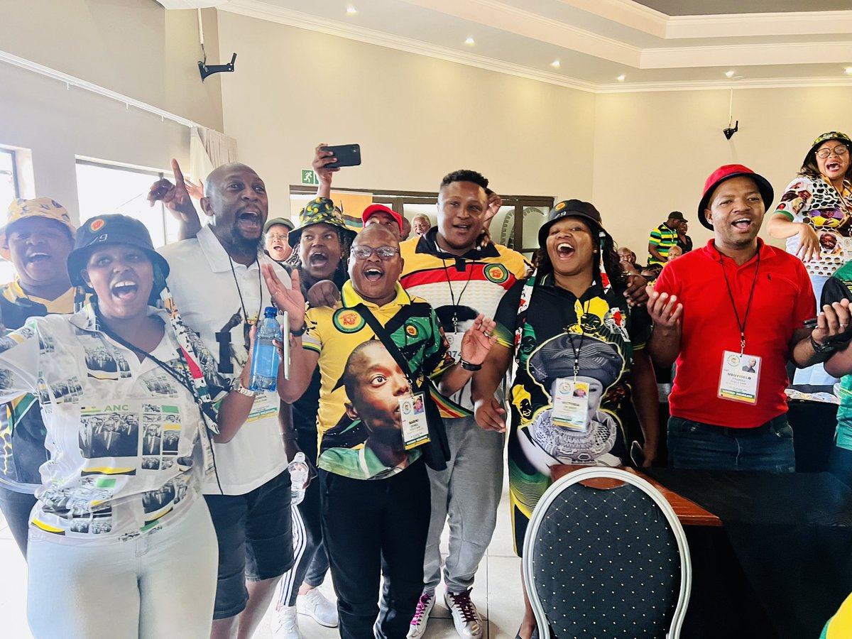 EdgarLegoale's tweet photo. Special military operation at the 9th anc free state conference . 🖤💚💛. #9thancfsconference #ancfs https://t.co/eJu4yklY5Y