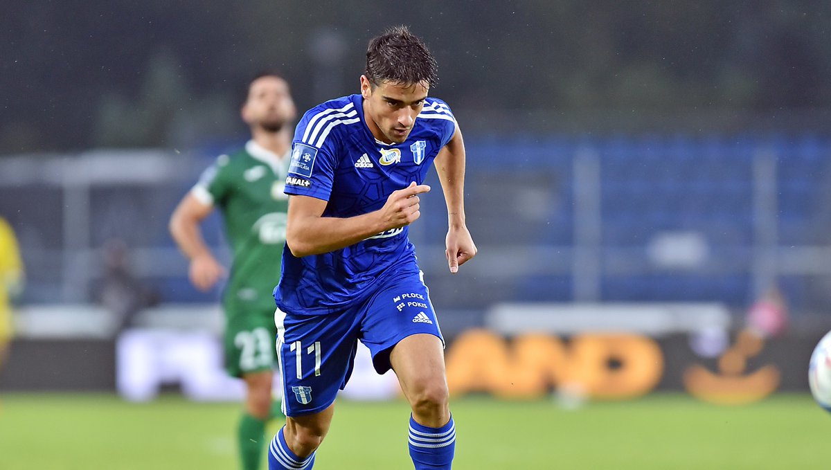 📊 Los números del asturiano @davox9 🇪🇸 en la #Ekstraklasa 2022/23 que le hacen ser uno de los jugadores de la temporada hasta el momento con el Wisła Płock:

17 partidos
9 goles
3 asistencias
22 tiros a puerta
50 regates, 4,99 por partido