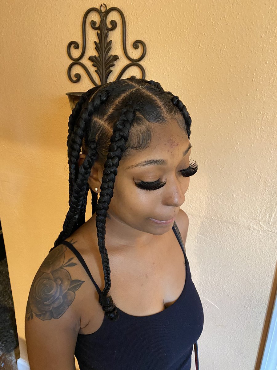 deeethaafool's tweet photo. more of my work book now ladies π«ΆπΎπ #braids #houstonbraids #houstonhairstylist #houstonbraider #houstonknotless #knotless #mediumknotless #largeknotless #smallknotless #protectivestyles https://t.co/9Qc8zCsnjp