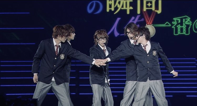 __i_99o0's tweet photo. Hey! Say! JUMPの兄組5人が創り出す
ライブの世界観が見たすぎる。
BEST魂、オタクは一生待ってます(泣) https://t.co/PpIClXLh9b