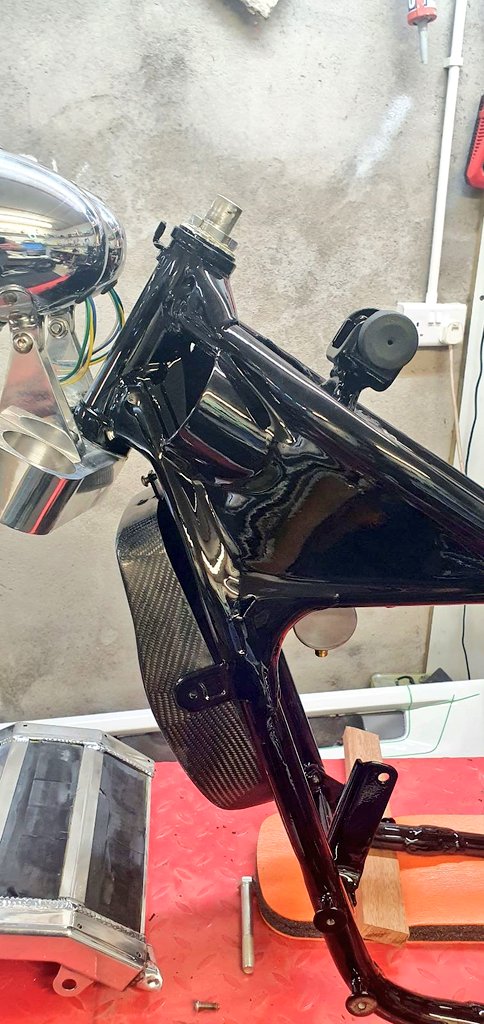 BulldogBDX's tweet photo. Remember this..... it's about to commence the final build. 😎😎
#2stroke #reversehead @YamahaMotorEU l https://t.co/oTeKvgIUmK