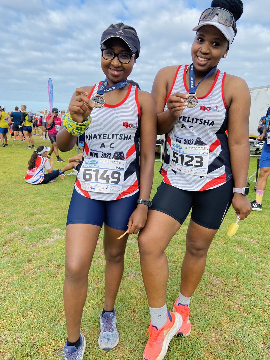 Mntuwomlamb0's tweet photo. Does running get any easier?😫 this 15km showed me flames 🤦🏽♀️
#RunningWithTumiSole
#IPaintedMyRun
#FetchYourBody2023 #RunningCommunity
#IChooseTobeActive #Runnners https://t.co/EIjoXkMnlV