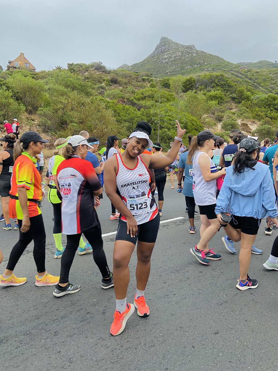 Mntuwomlamb0's tweet photo. Does running get any easier?😫 this 15km showed me flames 🤦🏽♀️
#RunningWithTumiSole
#IPaintedMyRun
#FetchYourBody2023 #RunningCommunity
#IChooseTobeActive #Runnners https://t.co/EIjoXkMnlV