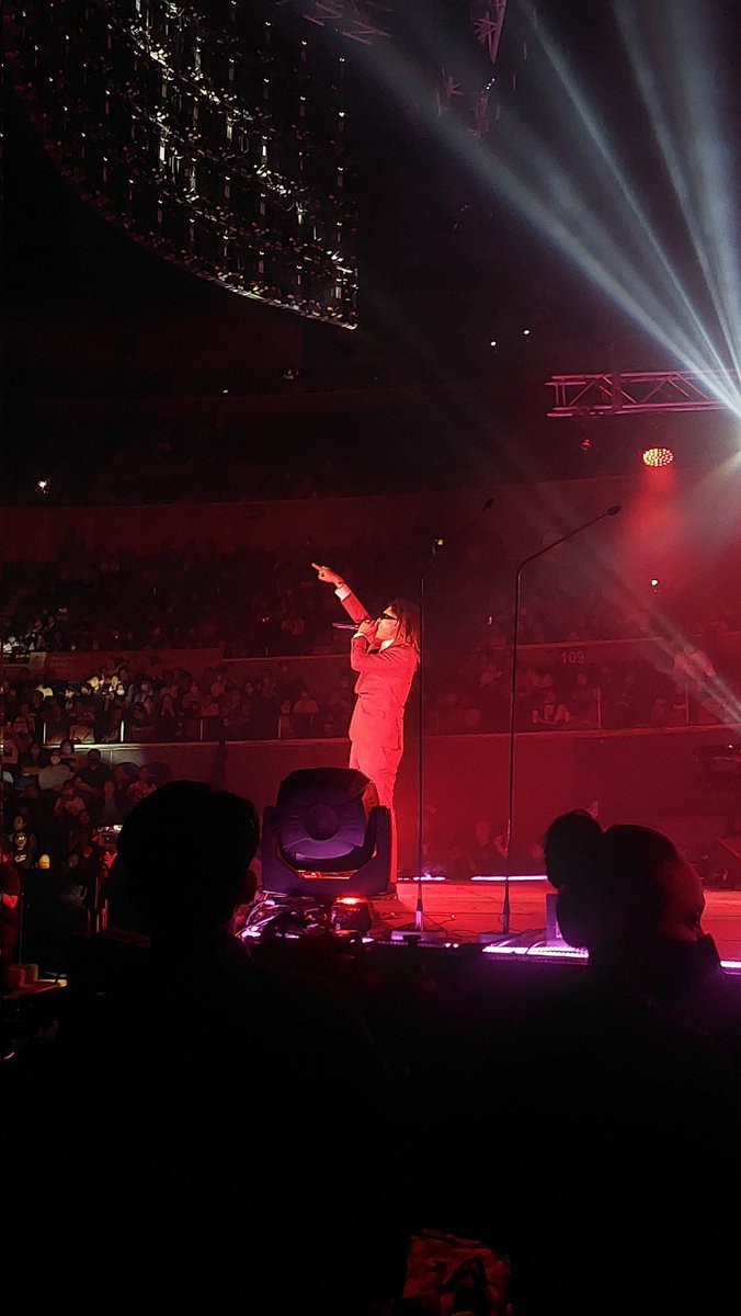 BREAD_Kathleen's tweet photo. yaaaay @IssaLoki
#WishMusicAwards https://t.co/n8yn4q6Nt8