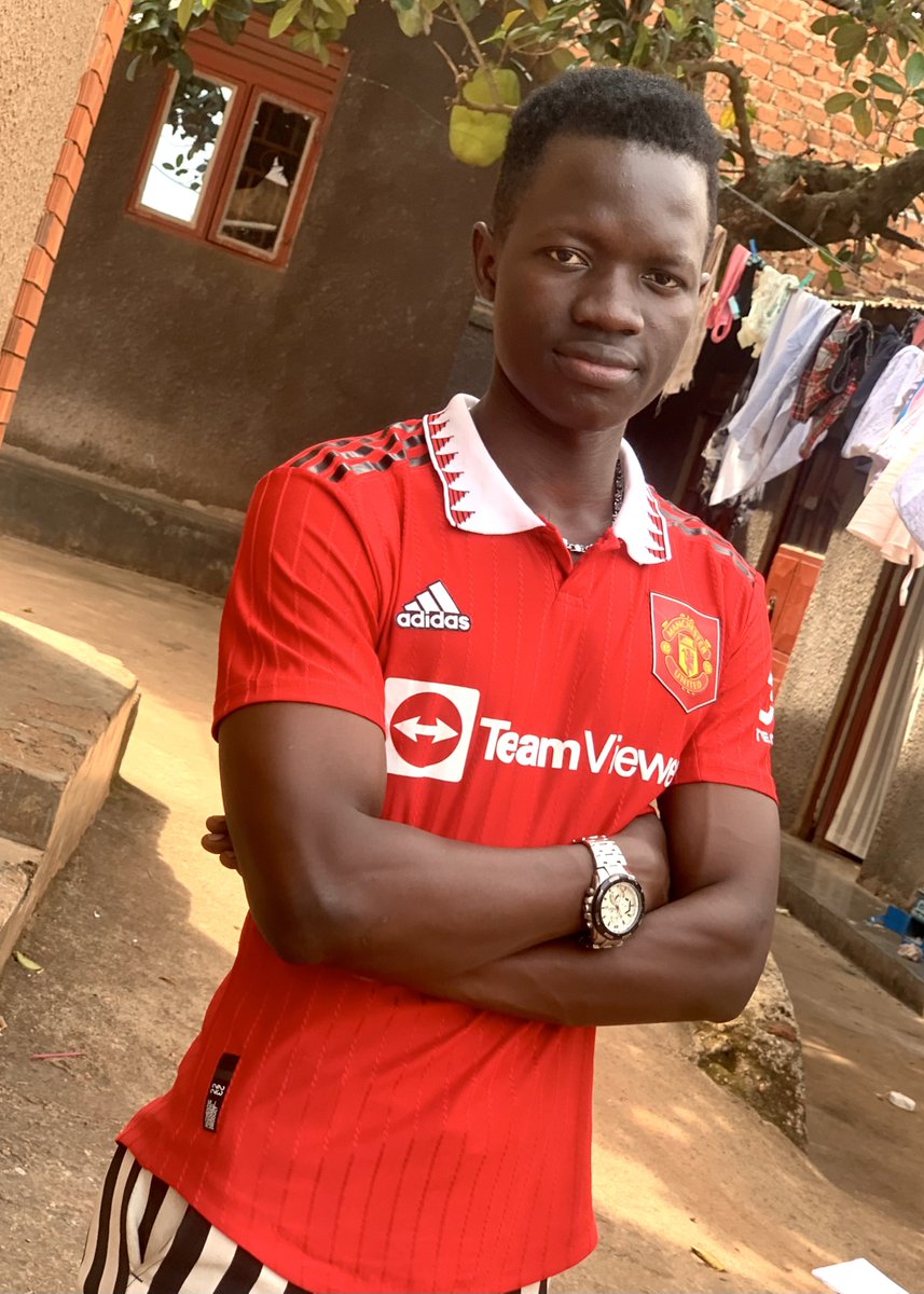 Come on Reds✊🏾 we the fans are already Armed😤 let's beat them🥊🥊🥊
#ManchesterUnited #GGMU #MUNARS