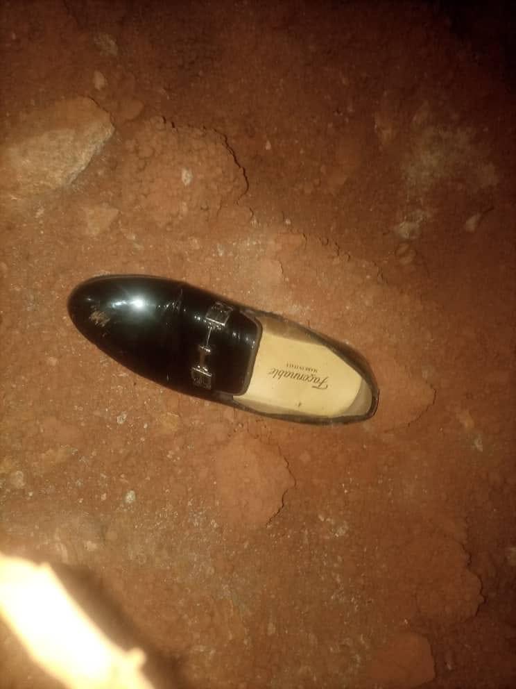 lsiafrica's tweet photo. 🔴#Cameroun: porté disparu depuis le 17 janvier, le corps sans vie du journaliste Martinez Zogo a été retrouvé dimanche en état de décomposition à Yaoundé. Dans sa dernière chronique, il s’en était pris à l’homme d’affaires Amougou Belinga qui aurait illégalement perçu 1/2 https://t.co/v6L6sTS8oP