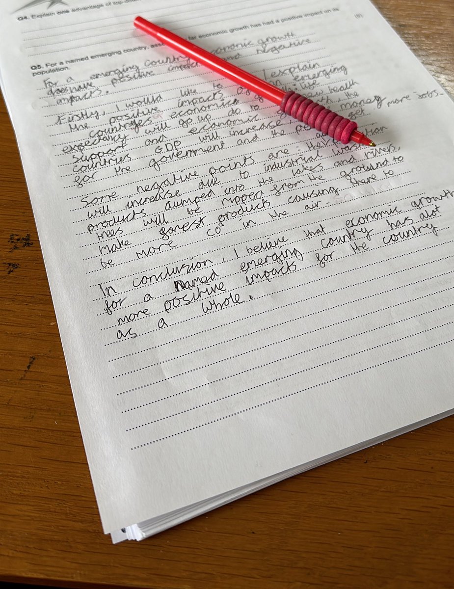 CM_Geog's tweet photo. When your red pen runs out on a Sunday do you take it as a sign not to do anymore marking or go & find another red pen?! 🤔 #sundaymarking #teacherlife https://t.co/nts4Hmi3GX