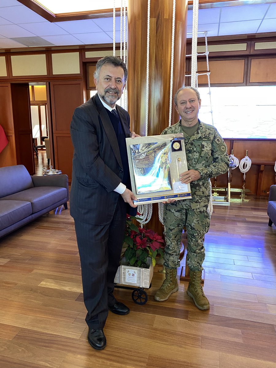 cgarciadealba's tweet photo. Gracias Almirante Secretario @SEMAR_mx @GobiernoMX @AlmiranteSrio José Rafael Ojeda Durán por recibirme&amp;acordar importante visita Buque Escuela Armada México”Cuauhtémoc”a @ComuneNapoli @regionecampania 29 Julio1Agosto 2023y reforzar relaciones c/#ITALIA#MALTA#ALBANIA. @EmbaMexIta https://t.co/awcXM7nUqf
