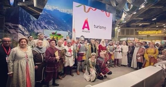 rutagarnacha's tweet photo. Último o día de @fitur_madrid . Un gran viaje por los diferentes rincones del mundo, y entre ellos está @aragonturismo ¡Experiencias mil! De todo tipo, y muchas pasando por el paladar. Degustaciones #EnoturismoAragón durante todo el día. De la mano de las #RutasVinoAragon. https://t.co/sgAdjl7QrS