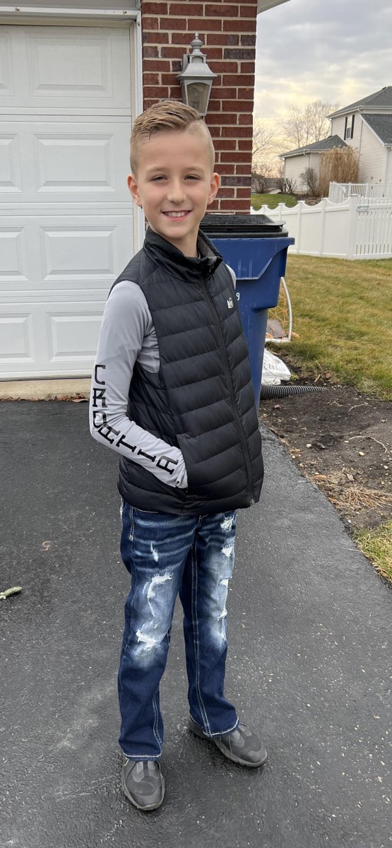 MRLCRYPTYO's tweet photo. @HNS_CFF @ivanrakitic @SevillaFC @HNS, You can call this kid up in a few years, from USA, in Chicagoland's YSSL 9U and 10U Divisions. He hasn't missed a Penalty shot yet and scored 60+ goals playing last season for 2 Divisions in 14 games! https://t.co/O6oUZpeLuO