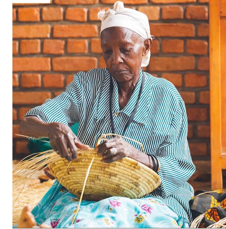 Great artistic work of hand-made accessories by women in #Kayonza #MadeinRwanda