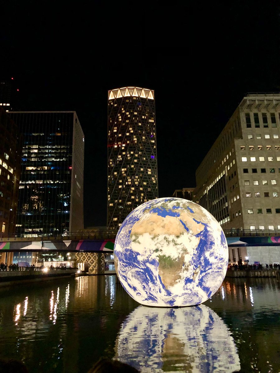IFiCouldGlobe's tweet photo. The amazing Canary Wharf light festival 💡⭐️✨@CanaryWharfLive @TotallyLondon @visitlondon @ILoveGayLondon @Secret_LDN @LondONtheinside @ILoveGayLGBT @TfL #london #ldn #iglondon #instalondon #londongram #timeoutlondon #visitlondon #londoncalling #ilovelondon https://t.co/2kOdcTwPdZ
