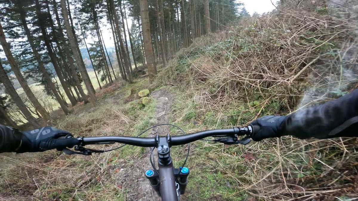 swearybiker's tweet photo. A busy weekend. Funeral for an old work colleague on Saturday morning. Sold the elsests car in the afternoon. Ride this morning now off to the pub for meal for my sons 21st. Busy on #absolutemtb #goatmtb #localtrails #ludlow #mtb #stumpjumper #UKmtbchat #totalmtb #mountainbike https://t.co/IRNNGRmKeG