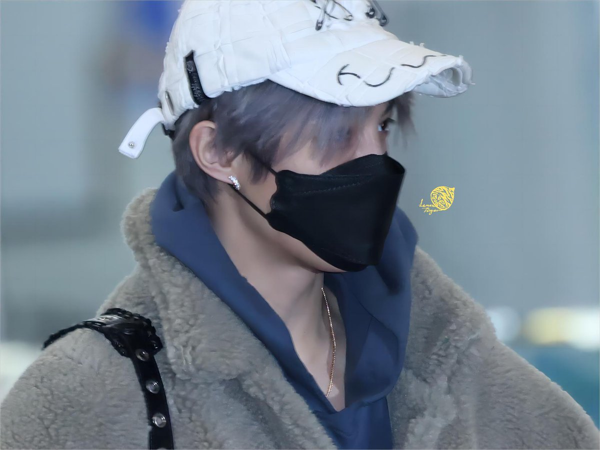 1010Lemontiger's tweet photo. 230122 출국@ ICN 2P
*Without retouch 
*Plz asking for permission by DM before reposting to elsewhere 
#刘扬扬 #扬扬 #YANGYANG #WayV #양양 #威神V https://t.co/xbUAveh11n
