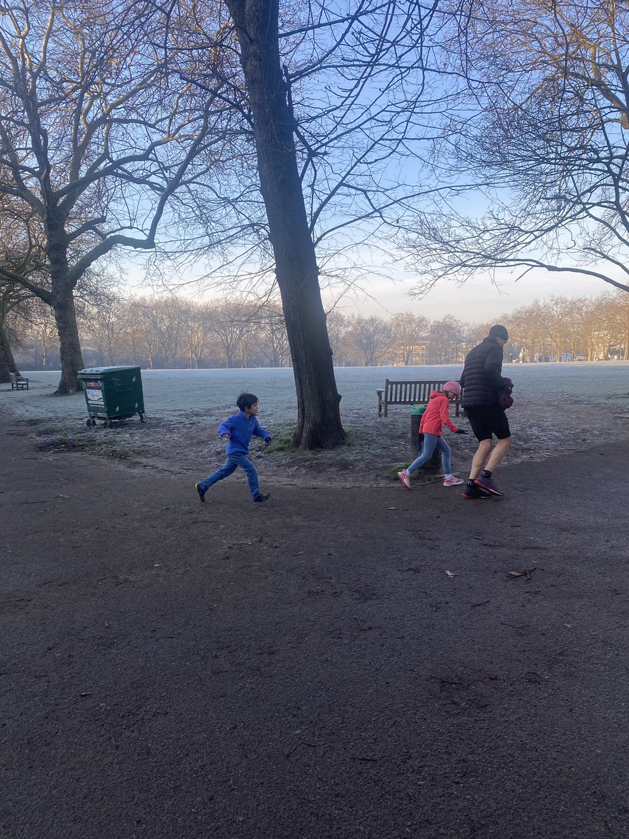Icy Junior <a href="/highburyparkrun/">🏔🍓🌾 Highbury Fields parkrun</a> this morning. Who else did #juniorparkrun today?
