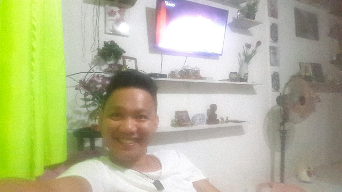 jhewu's tweet photo. @KM_Jessica_Soho Solo.. #KMJS https://t.co/Cluh4O8D3p