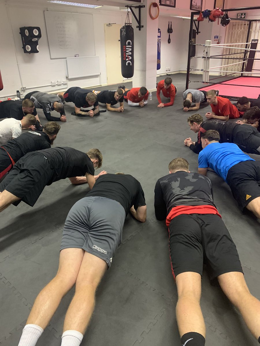 Wulfrunians boxing club tweet media