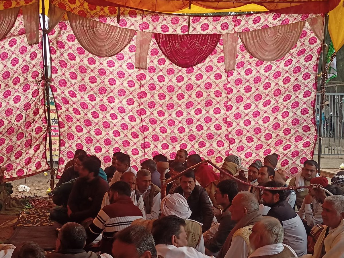 indurajnarwal's tweet photo. आज आहुलाना शुगर मिल में गन्ने की मूल्य वृद्धि को लेकर चल रहे किसानों के धरने पर पहुंच कर किसानों की मांगों को समर्थन दिया। लागत में वृद्धि और महंगाई के कारण किसानों को नुकसान हो रहा है।इसलिए सरकार गन्ने के मूल्य में उचित वृद्धि करे।
@BhupinderShooda @DeependerSHooda @INCHaryana https://t.co/nzAr60Yh0M