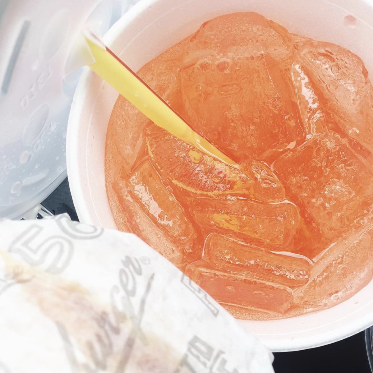 Never enough Dr. Enuf.

Comment 🍑 if you add Peachie
Comment 🍓 if you add Razzie

📸: instagram.com/lauralynn_bakes