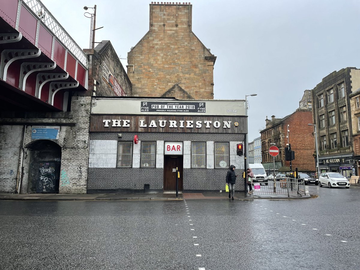 wilson_lynsey's tweet photo. S U B C R A W L
22,000 steps, 15 pubs, 15 drinks, karaoke, dancing, hangover to reflect this but what a day!
#subcrawl #glasgow #peoplmakeglasgow #thecathouse #hungover #sorefeet https://t.co/htMxdG3gOO