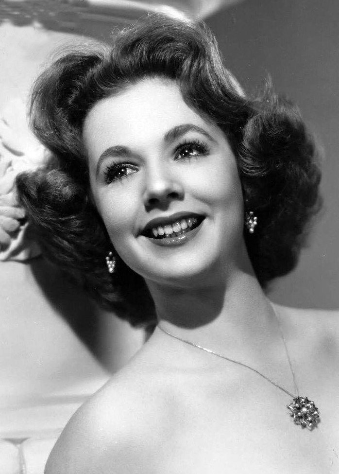 Happy Birthday to the caring mother, and devoted wife we all know and love, Piper Laurie. 