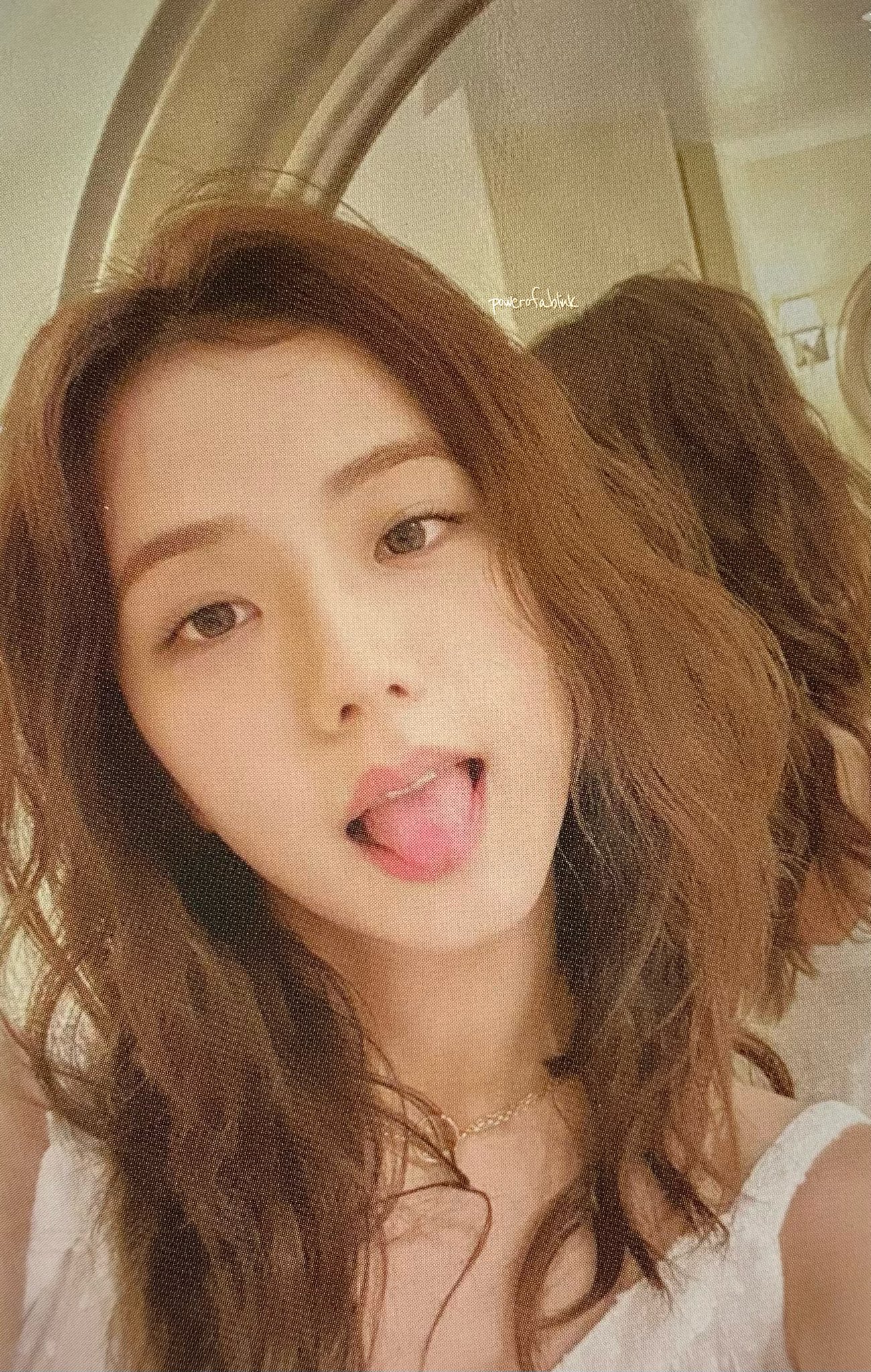 BLACKPINK JISOO 　SUMMER DIARY IN HAWAII SCAN] Jisoo Photos from BLACKPINK Summer Diary 2019 in Hawaii