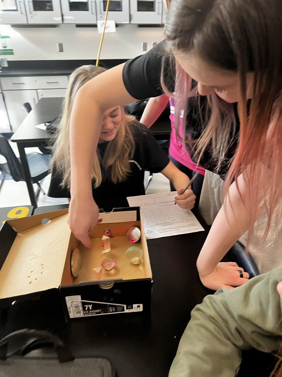 Ms_Steger's tweet photo. Building vaults for our 'diamonds' using refraction, reflection, &amp; transmission. https://t.co/pXdMFrHH93