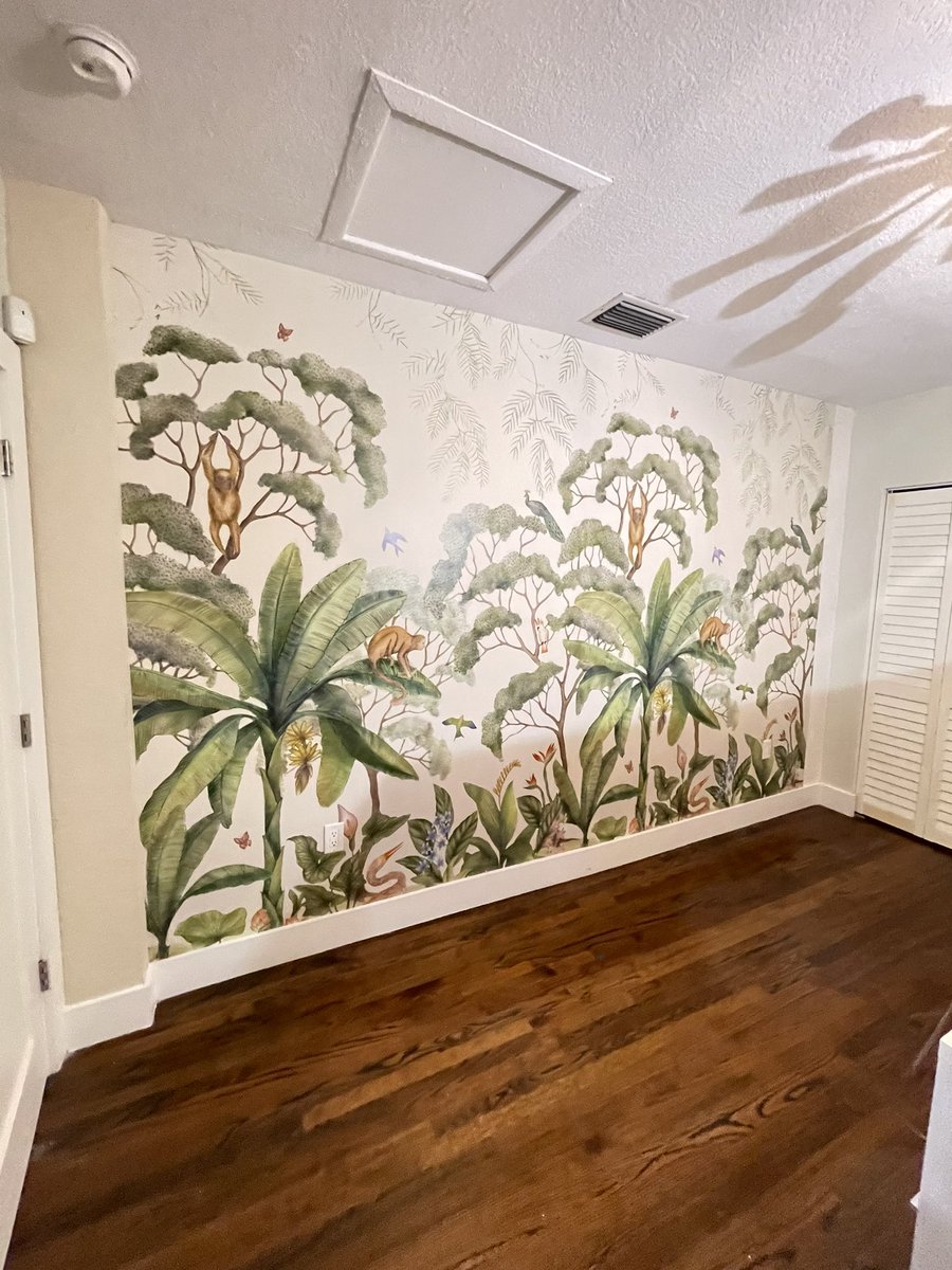 dlwalldesign's tweet photo. Before and after wallpaper and plaster https://t.co/DSfKhprnQZ