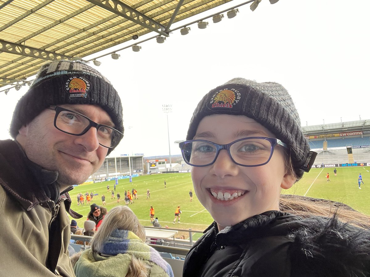 greeny16a's tweet photo. @ExeChiefsWomen @BristolBearsW @Premier15s @SandyParkExeter Ready and raring to go! https://t.co/CcbiP4Hi0F