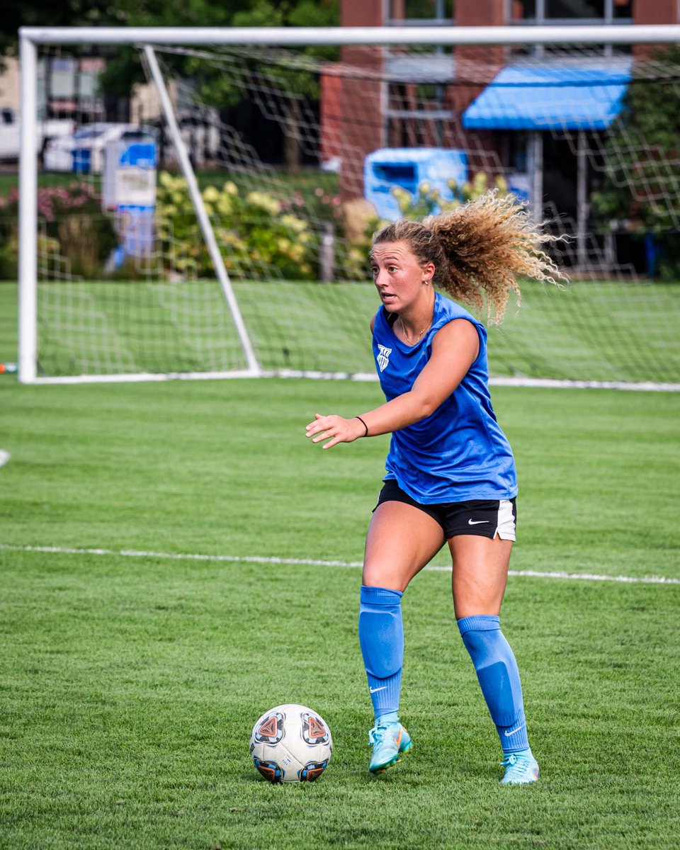 We are so excited to share that our very own Bri Halverson has officially accepted an invitation to the NWSL Houston Dash preseason training camp! We are all rooting for you Bri! 👏👏

#RollBills #HTR