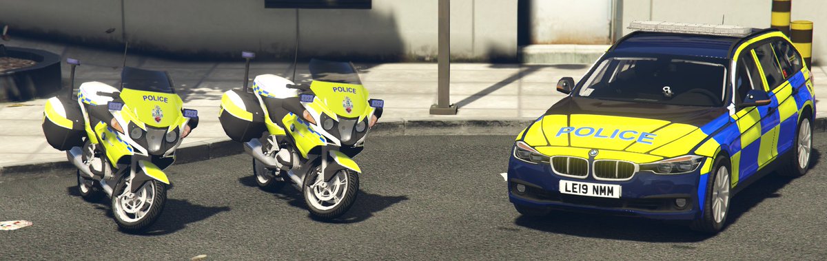 DevonCountyRP's tweet photo. We are currently having a vehicle rebuild within police, these are some of the new vehicles part of the Roads Policing Team which you can expect to see. #Fictional https://t.co/NRRO9dX6gh