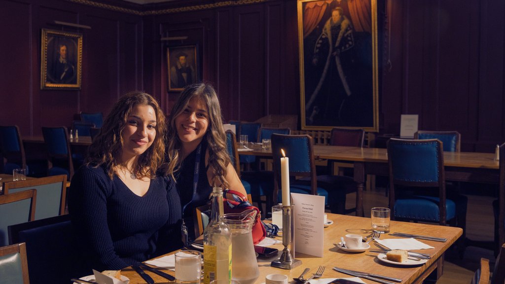 Immerse_Edu's tweet photo. #makememories2023 - let's make memories in 2023! Make friendships to last a lifetime and memories that never fade this summer.
To learn more about our inspiring programmes, visit https://t.co/X3B6Dzfyg1
#immerseeducation #summerschooluk #oxfordsummercourses https://t.co/4JnJ8oP06k