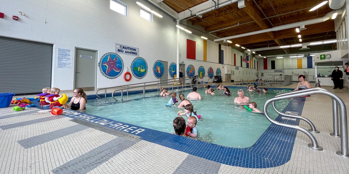 TownofWhitby's tweet photo. Anne Ottenbrite Pool is open and ready for swimmers! Enjoy yourself at one of our public swims. Check out the schedule here: https://t.co/PsPi5EEX3T #ActiveWhitby https://t.co/9nM0NVgrek