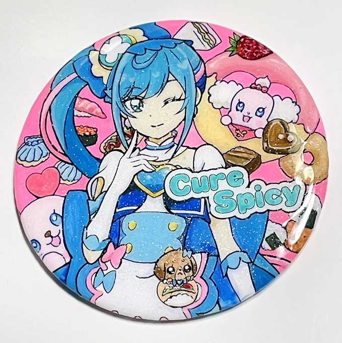 プリティストアで買ったぬりえ缶バッジを色塗りしたよ!の巻
推し盛りバッジ🍙できあがり
アクリル絵の具、レジンコーティング 